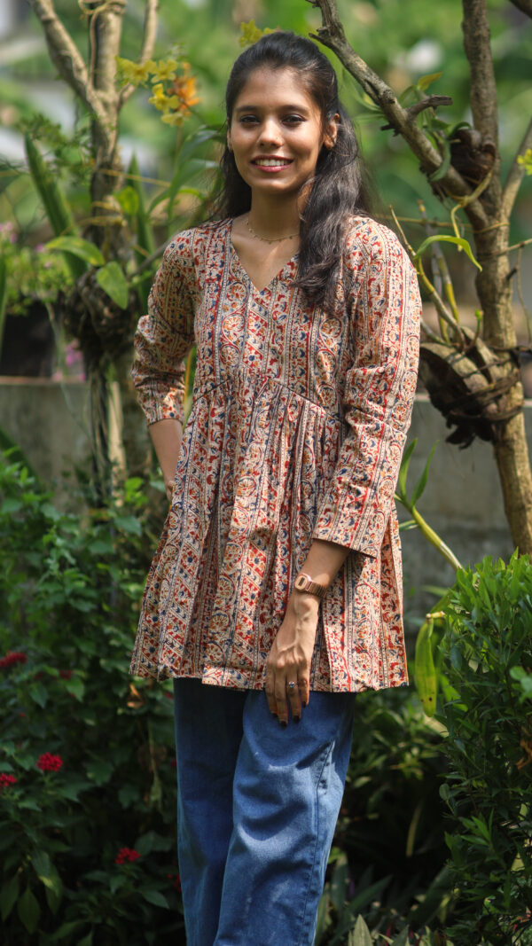 Cathy | Maternity Short Top |Uyirr