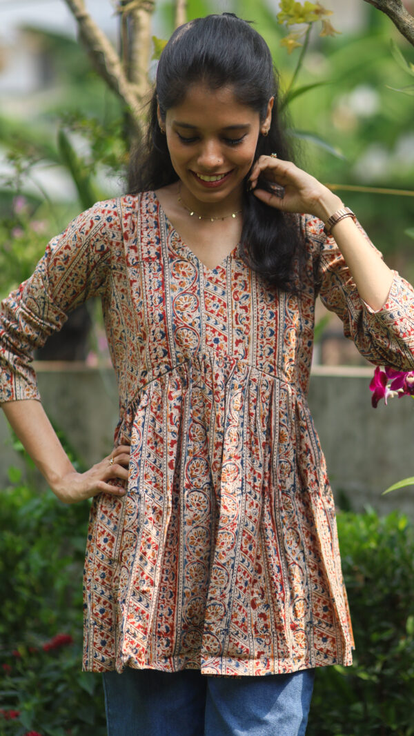 Cathy | Maternity Short Top |Uyirr - Image 4