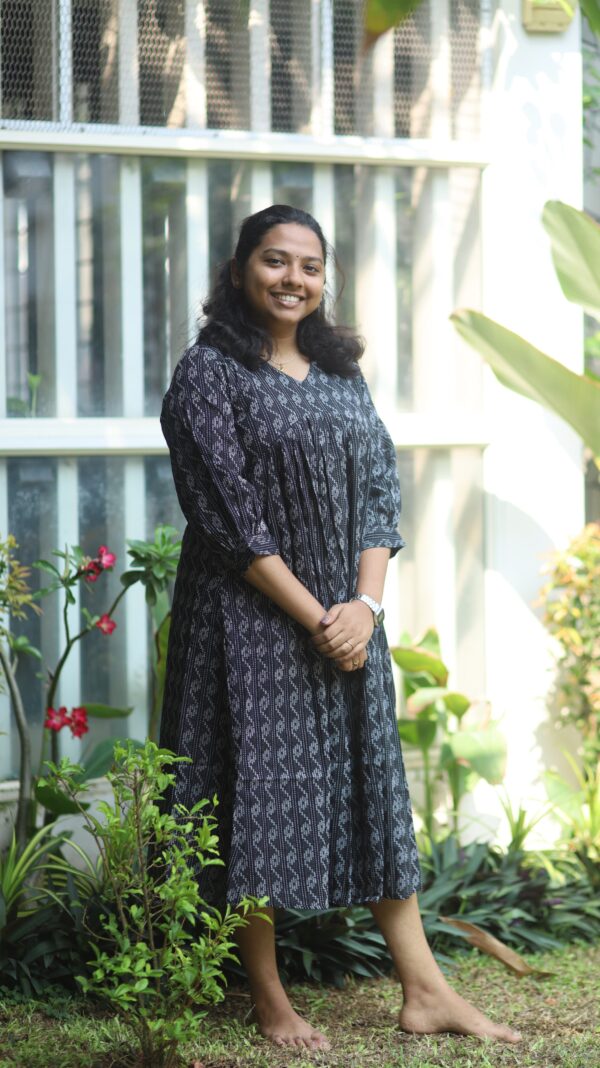 Black love kurti| Feeding kurti |Uyirr - Image 4