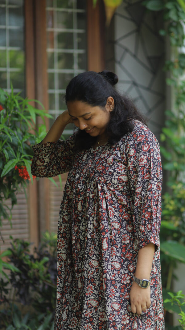 Mina kurti |Feeding kurti |Uyirr - Image 4